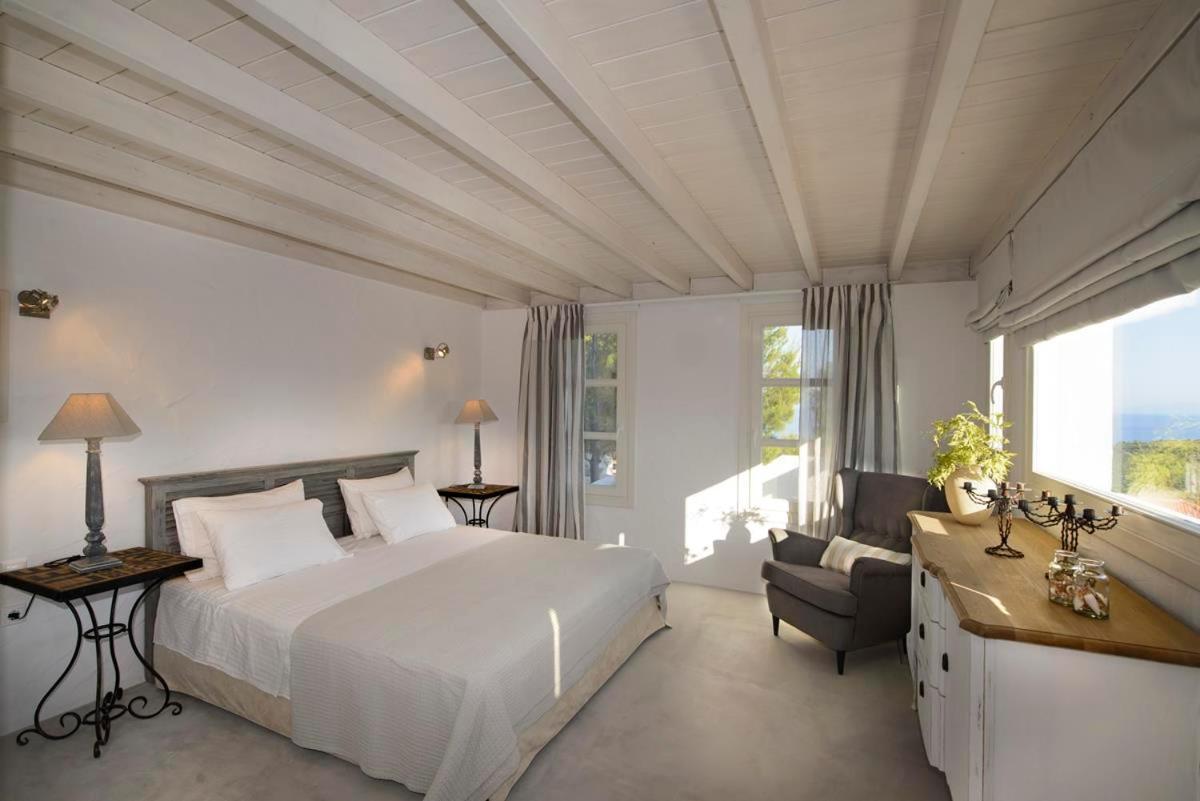 Anemolia Villas With Private Pools Near The Most Beautiful Beaches Of Alonissos Isomata المظهر الخارجي الصورة