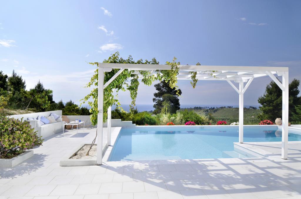 Anemolia Villas With Private Pools Near The Most Beautiful Beaches Of Alonissos Isomata المظهر الخارجي الصورة